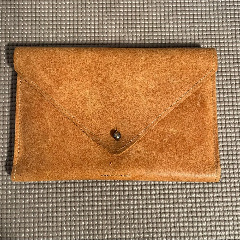 Hearth & Hand Cognac Wallet
